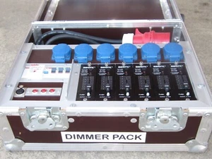 Tour FlyCase Starkstrom Verteiler 380/230v mit 6 Dimmer. Veranstaltungstechnik - Picture 1 of 8