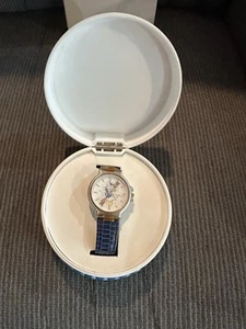 Happy 60th Birthday Donald Duck w/ Chip & Dale Watch You Take The Cake LE5000 - Picture 1 of 7