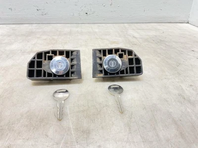 Jeep JK Wrangler OEM (2) cilindros de bloqueo de puerta con llaves 2011 2012 2013-2017 026237 Foto 1 de 4
