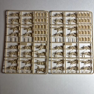 Italeri # 6022 1st Century BC Celtic Gauls Warriors 1/72 Scale Model Figures Tan - Picture 1 of 3