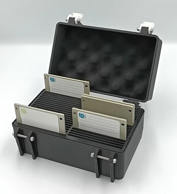 Estuche de transporte protector resistente para disquetes de 3,5" - Tiene capacidad para 40 discos Foto 1 de 4