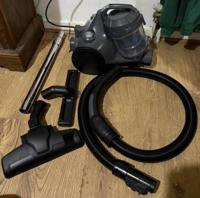 Amazon Basics Bagless Cylinder Vacuum Cleaner 700W HEPA + Manual Great Condition - Image 1 of 4