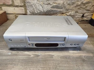 Philips VR805 Match Line VCR VHS Video Player Recorder - Picture 1 of 4