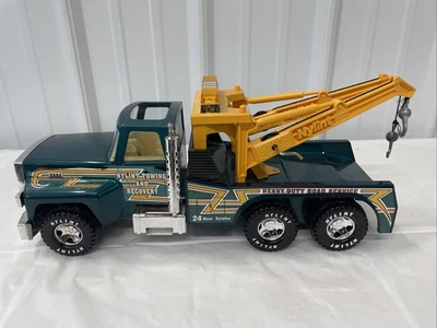 Nylint towing and recovery truck excellent condition Tow Truck Rockford IL Works - Image 1 of 4