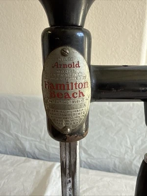 VTG  Hamilton Beach Extractor “Arnold No 31”Man Juicer Commercial Heavy Duty USA - Image 1 of 4