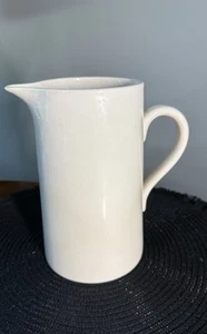 Vintage Alfred Meakin England, Med. Cream Tint Pitcher. - Picture 1 of 17