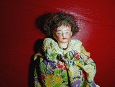 VINTAGE / ANTIQUE BISQUE HEAD DOLLS HOUSE DOLL PROBABLY GERMAN 9.5 CMS
