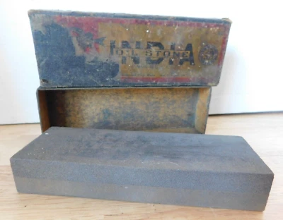 Pike Norton Sharpening Stone India Combination oil Stone 29, 6x2x1", 3/94 - Image 1 of 4