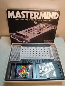 Gioco vintage 1981 Pressman Mastermind Code Breaking - completo senza regolamento - Foto 1 di 6