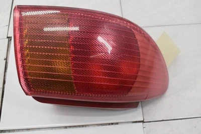 MAZDA 2 (DY) 1.4 3M71-13405-AK Luz Trasera Exterior Izquierda - Imagen 1 de 3