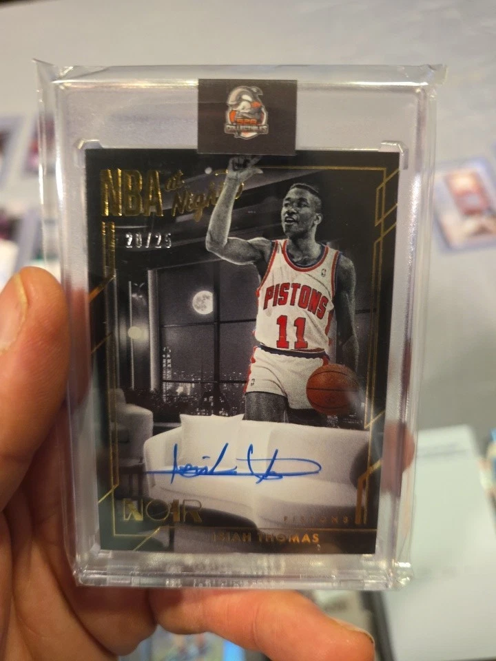 Isiah Thomas Auto 2024-25 Noir Panini 20/25 Foto 1 de 2