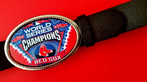 BOSTON RED SOX 2018 World Series Champion epoxy Belt Buckle & Black Belt Cover