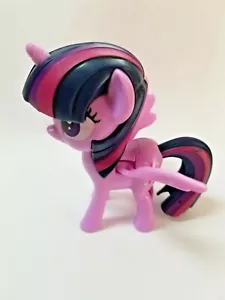 MI PEQUEÑO PONY PEGASO UNICORNIO CON ALAS MÓVILES 2018 HASBRO BURGER KING - Imagen 1 de 6