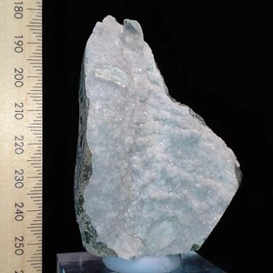 Apophyllite light green clear crystals w/ Heulandite on basalt matrix 735ct - Picture 1 of 10
