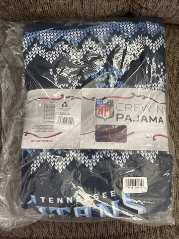Foco Tennessee Titans Christmas Pajamas Men’s Large Cover