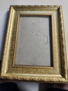 Vintage verzierter Bilderrahmen Gold stehender Bilderrahmen 6x8 Gold Sammlerrahmen - Bild 1 von 4