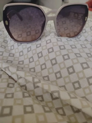 gafas de sol gucci Foto 1 de 4