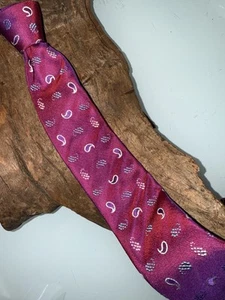 Holland & Sherry Tie Necktie Men's Hand Made In USA Paisley AOP Red Blue Bright - Picture 1 of 6
