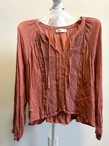 Blusa campesina Hollister grande de mujer manga larga naranja quemado noche informal  - Imagen 1 de 6