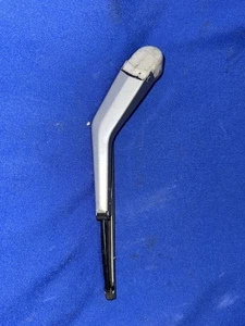 orig. Mercedes Wischerarm links Scheinwerfer A1268204944 für W126 - Picture 1 of 3