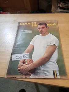 Sports Illustrated 19 agosto 1963 calcio professionistico Ron Vanderkelen - Foto 1 di 3