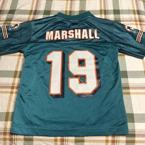 Miami Dolphins 19 Brandon Marshall  Jersey  size boys medium 5-6 Cover