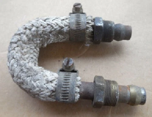 Tubo de conexión colector de válvula Triumph Spitfire o MG Midget 1500 EGR UKC7722 Foto 1 de 2