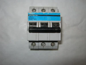 HAGER 20 AMP M32045 TYP 2 M3 BS 3871 POLIG MCB SCHUTZSCHALTER - Bild 1 von 1