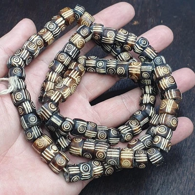 Collana di perline intagliate vintage in osso di yak tibetano (bufalo) 11-12 mm - Immagine 1 di 4