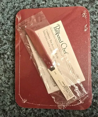 The Pampered Chef Bar Board & Knife, Cutting Board Cranberry Color #1007 - Image 1 of 4