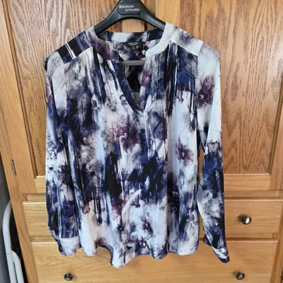 Simply Vera Vera Wang Women's Size X-Small Roll-Tab Sleeve Pintuck Blouse - Image 1 of 4