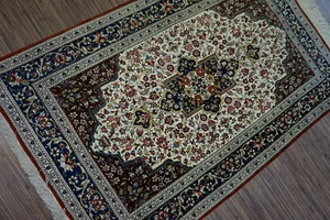 20764-Wunderschöner Original Persische Ghom seide,122x79 cm²,Teppich,Tapeto - Bild 1 von 12