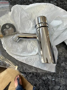 Mezclador de lavabo mono moderno sin conmoción cerebral Nuie TWS009, nuevo, PVP £178 - Imagen 1 de 4