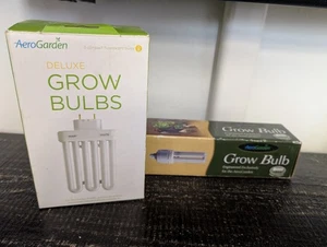AeroGarden Deluxe Compact Fluorescent Grow Bulbs 3 Pk 100633 ~ NOS Hard to find - Picture 1 of 3