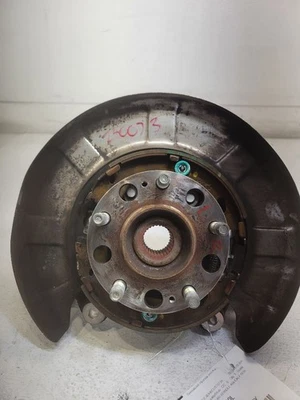 Hyundai Genesis 2009-2014 sedán eje trasero nudillo Foto 1 de 4