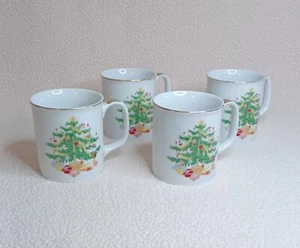 Vintage Set of 4 Porcelain Christmas Coffee Mugs w/Gold Trim Tree And Presents - Picture 1 of 18