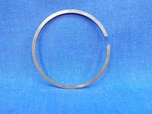 Honda 13121-444-003. Anillo de pistón OEM. .25os. Se adapta a Honda CR125R (79). - Imagen 1 de 6