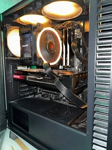 Gaming PC - Ryzen 5 7600X, 32GB DDR5, RX 7700 XT, 1TB SSD + Accessories! - Picture 1 of 7
