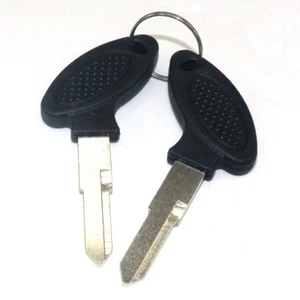2XBlank Uncut Key for Some Scooter Moped BAOTIAN BENZHOU JINLUN CHINESE TY02LEFT - Picture 1 of 7