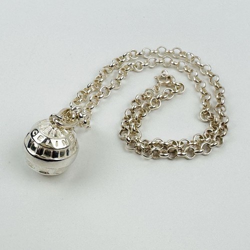 Collana con ciondolo sfera argento Celine accessorio logo