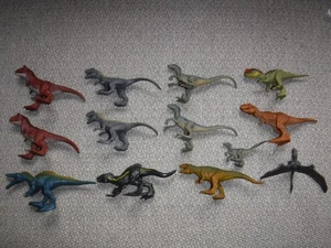 Jurassic World Blind Bag MINI FIGURE Dinosaur Lot of 12 Mattel Fallen Kingdom - Picture 1 of 14