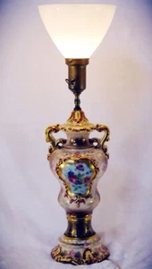 Antike französische Torchiere Porzellan Tischlampe handbemalt gold vergoldet 40er Jahre - Bild 1 von 8