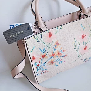 NEW Guess Los Angeles Pink Floral Handbag w/Charm, Handles & Shoulder Strap - Picture 1 of 9