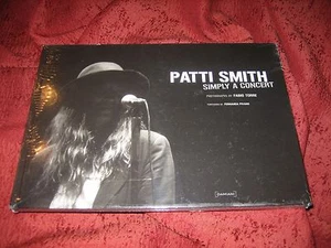 Patti Smith : Simply a Concert (2009, Hardcover) (SEALED) - Picture 1 of 3