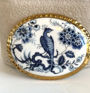 Broche de porcelana de hueso fino pintado a mano azul pavo real floral Aynsley de colección - Imagen 1 de 5