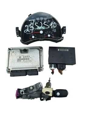Centralina Motore Set VW New Beetle 2,0 Benzina 06A906032GM - Immagine 1 di 4