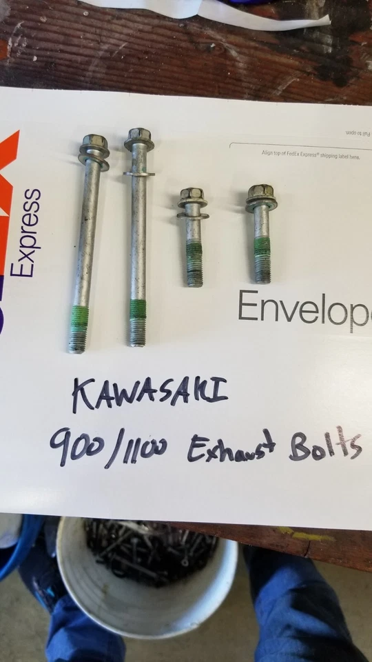 Болты глушителя выхлопной трубы двигателя двигателя для Kawasaki Zxi Stx Sts 1100 900 1995-2006 годов выпуска - Изображение 1 из 1