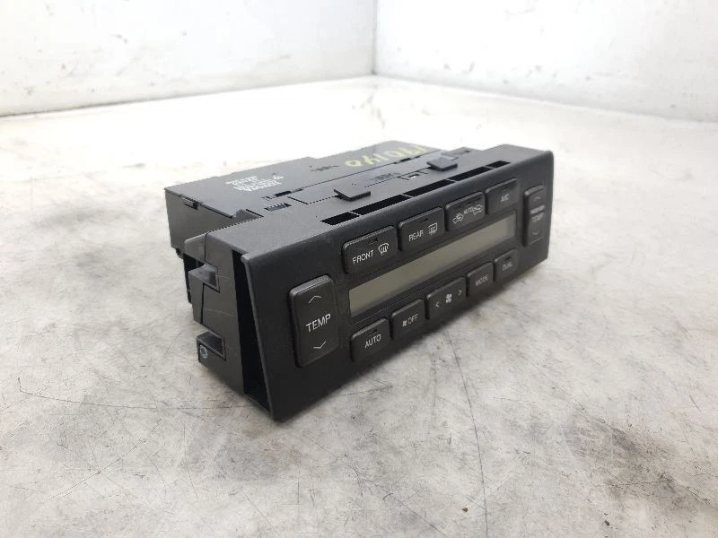 01-05 MONTAJE UNIDAD CONTROL TEMPERATURA LEXUS GS300  Foto 1 de 4