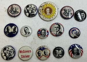 15 verschiedene politische Knöpfe KT306 - Bild 1 von 3