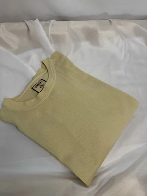 Tommy Bahama Men’s Short Sleeve Yellow Pullover Silk Blend Crew Neck Shirt XL - Image 1 of 4